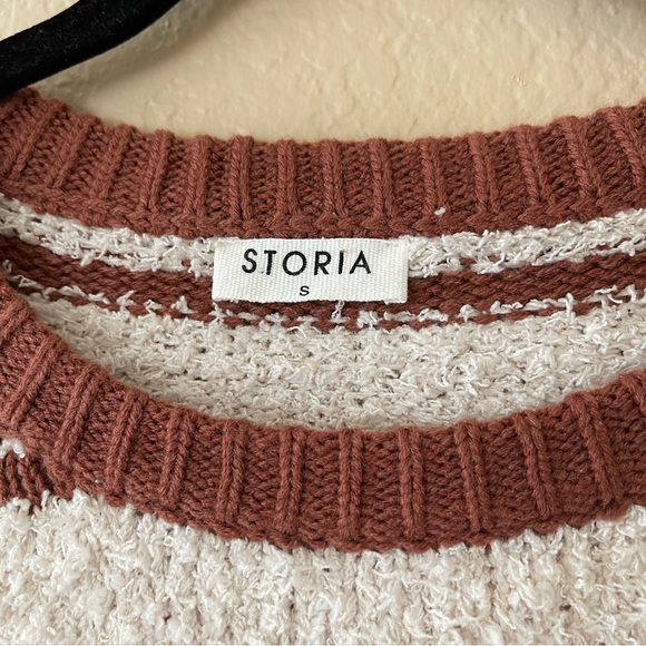Storia fuzzy striped sweater - Picture 2 of 2